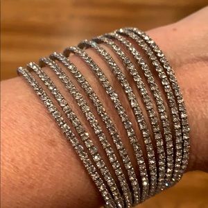 NWT 10 strand stretch diamanté bangle